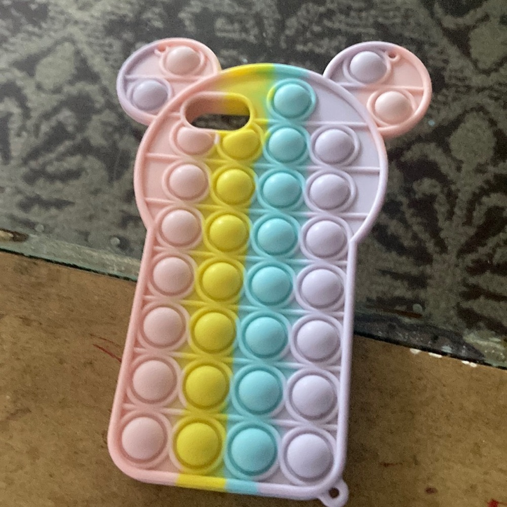 Pop phone case (only fits iPhone se)
